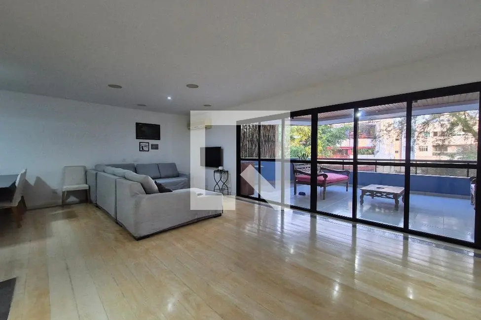 Apartamento com 3 quartos à venda, 180m2 em Rio De Janeiro - RJ - imagem 2 Foto 2 de Apartamento com 3 quartos à venda, 180m2 em Rio De Janeiro - RJ
