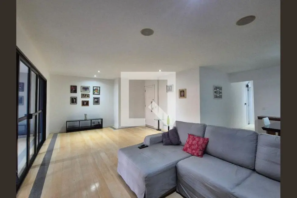 Apartamento com 3 quartos à venda, 180m2 em Rio De Janeiro - RJ - imagem 5 Foto 5 de Apartamento com 3 quartos à venda, 180m2 em Rio De Janeiro - RJ