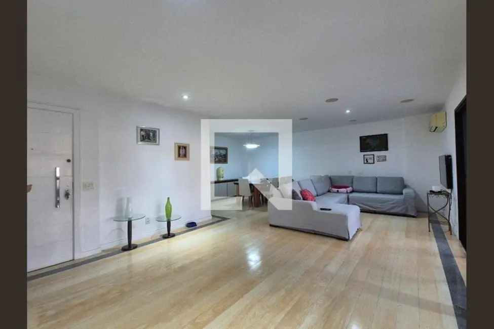 Apartamento com 3 quartos à venda, 180m2 em Rio De Janeiro - RJ - imagem 3 Foto 3 de Apartamento com 3 quartos à venda, 180m2 em Rio De Janeiro - RJ