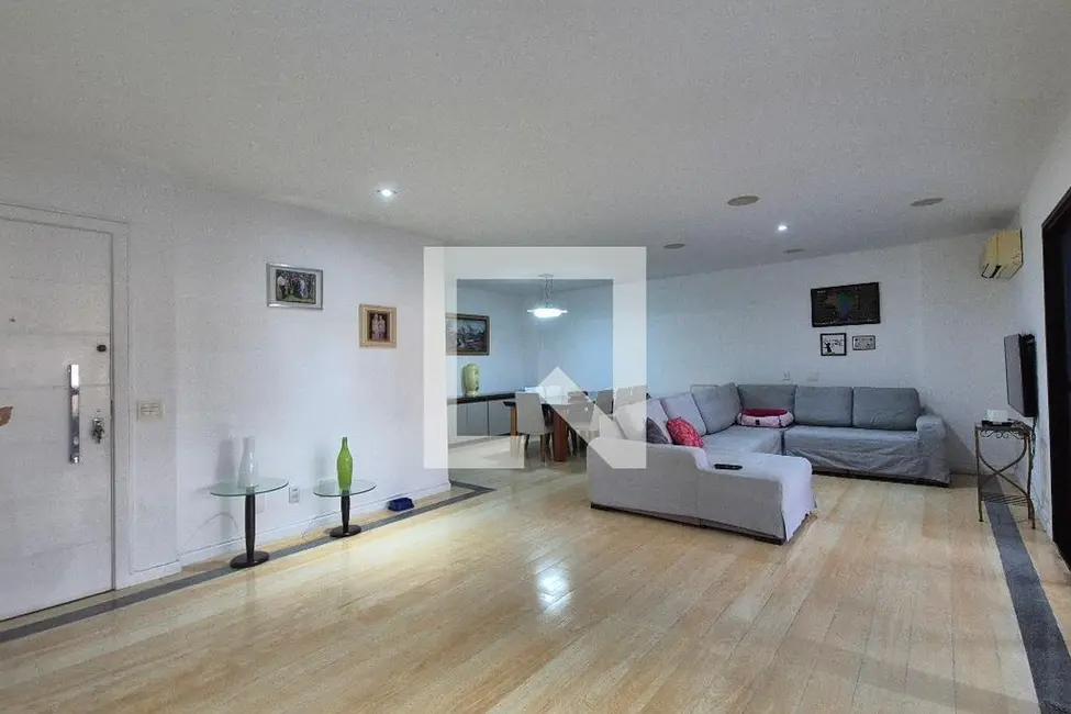 Apartamento com 3 quartos à venda, 180m2 em Rio De Janeiro - RJ - imagem 4 Foto 4 de Apartamento com 3 quartos à venda, 180m2 em Rio De Janeiro - RJ