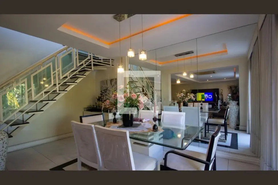 Apartamento com 4 quartos à venda, 340m2 em Rio De Janeiro - RJ - imagem 5 Foto 5 de Apartamento com 4 quartos à venda, 340m2 em Rio De Janeiro - RJ