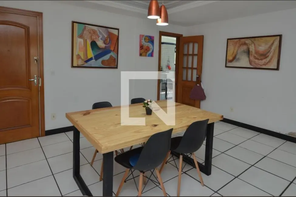 Apartamento com 5 quartos à venda, 180m2 em Rio De Janeiro - RJ - imagem 7 Foto 7 de Apartamento com 5 quartos à venda, 180m2 em Rio De Janeiro - RJ