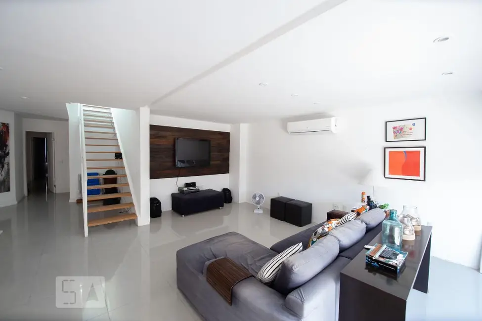 Apartamento com 3 quartos à venda, 400m2 em Rio De Janeiro - RJ - imagem 3 Foto 3 de Apartamento com 3 quartos à venda, 400m2 em Rio De Janeiro - RJ