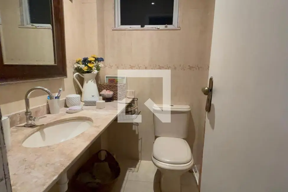 Foto 9 de Casa com 4 quartos à venda, 360m2 em Rio De Janeiro - RJ