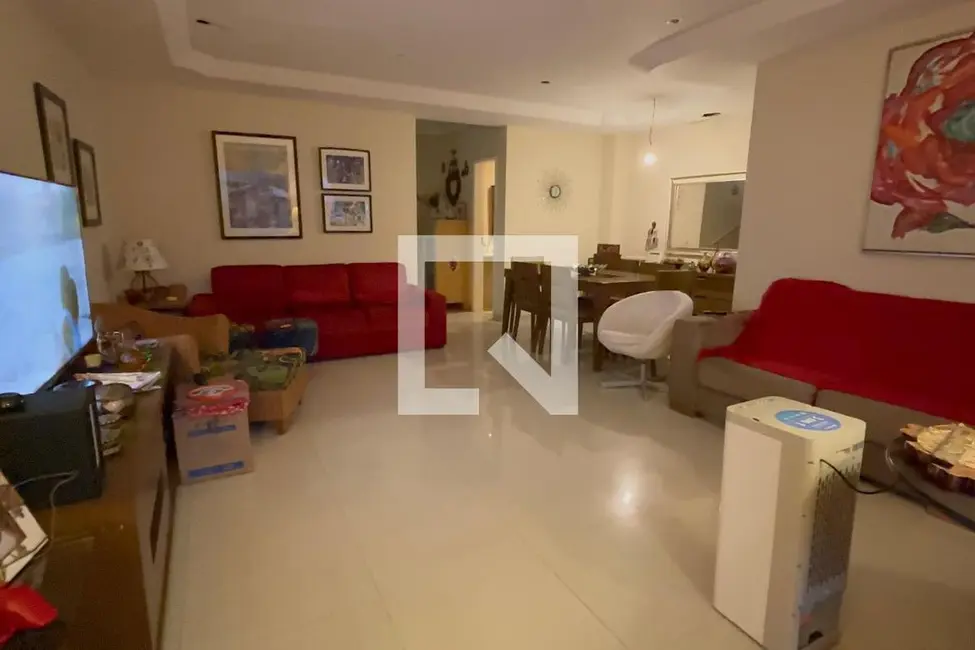 Foto 1 de Casa com 4 quartos à venda, 360m2 em Rio De Janeiro - RJ