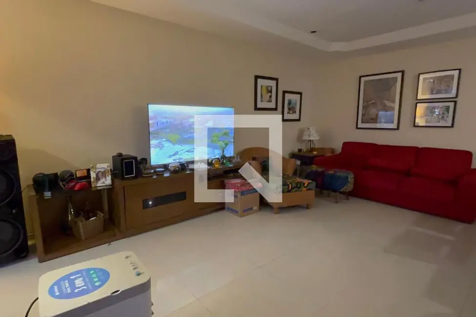 Foto 3 de Casa com 4 quartos à venda, 360m2 em Rio De Janeiro - RJ