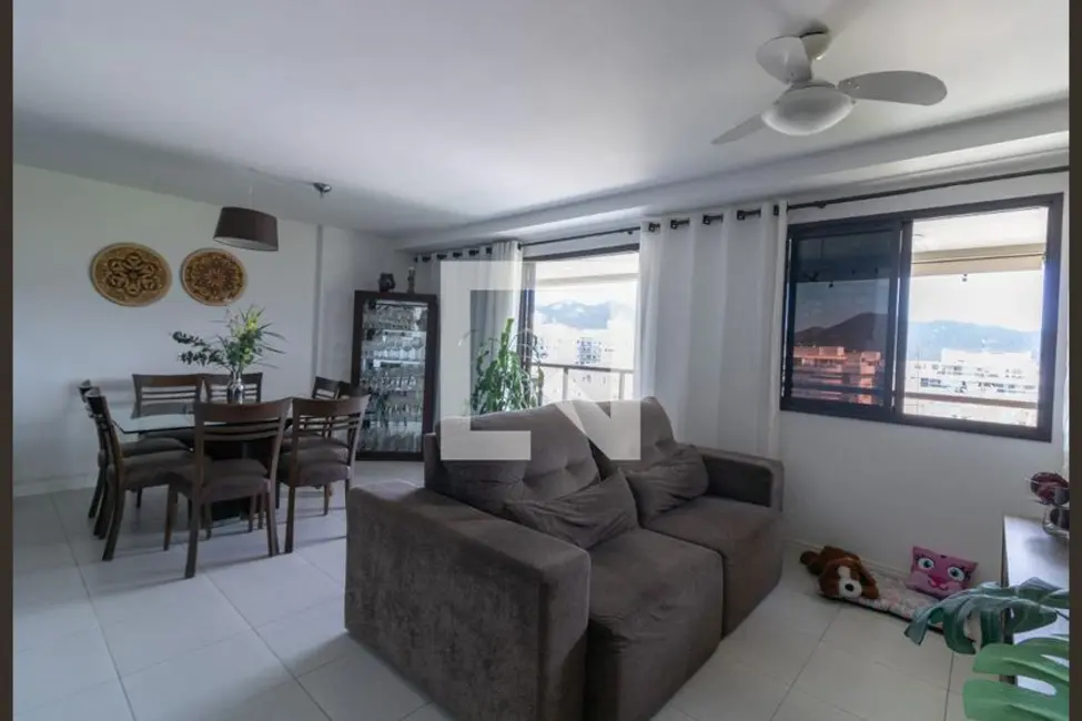 Apartamento com 4 quartos à venda, 240m2 em Rio De Janeiro - RJ - imagem 9 Foto 9 de Apartamento com 4 quartos à venda, 240m2 em Rio De Janeiro - RJ