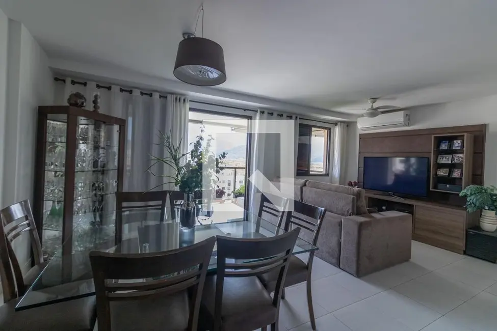 Apartamento com 4 quartos à venda, 240m2 em Rio De Janeiro - RJ - imagem 8 Foto 8 de Apartamento com 4 quartos à venda, 240m2 em Rio De Janeiro - RJ