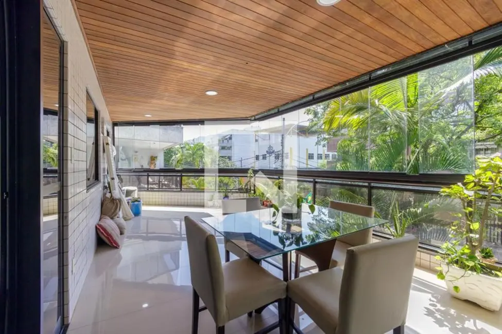 Apartamento com 3 quartos à venda, 112m2 em Rio De Janeiro - RJ - imagem 9 Foto 9 de Apartamento com 3 quartos à venda, 112m2 em Rio De Janeiro - RJ