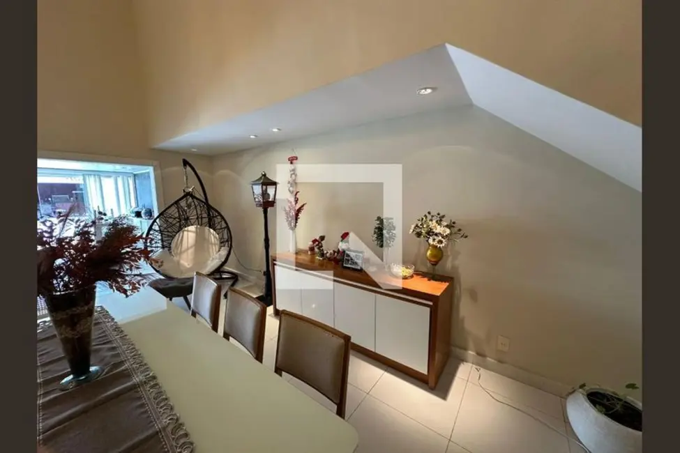 Casa com 4 quartos à venda, 709m2 em Rio De Janeiro - RJ - imagem 5 Foto 5 de Casa com 4 quartos à venda, 709m2 em Rio De Janeiro - RJ