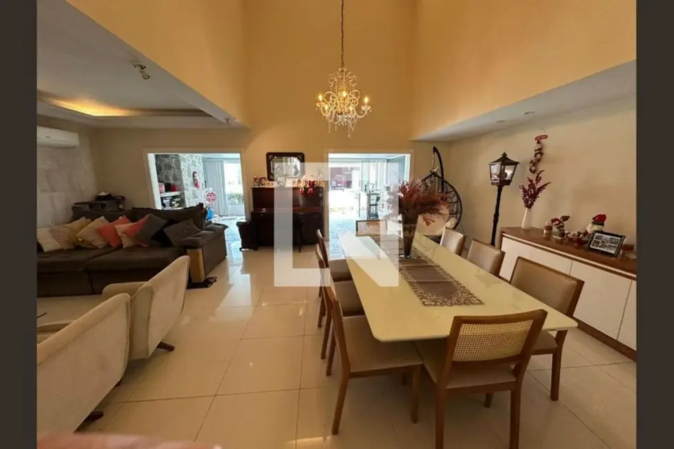 Casa com 4 quartos à venda, 709m2 em Rio De Janeiro - RJ - imagem 3 Foto 3 de Casa com 4 quartos à venda, 709m2 em Rio De Janeiro - RJ