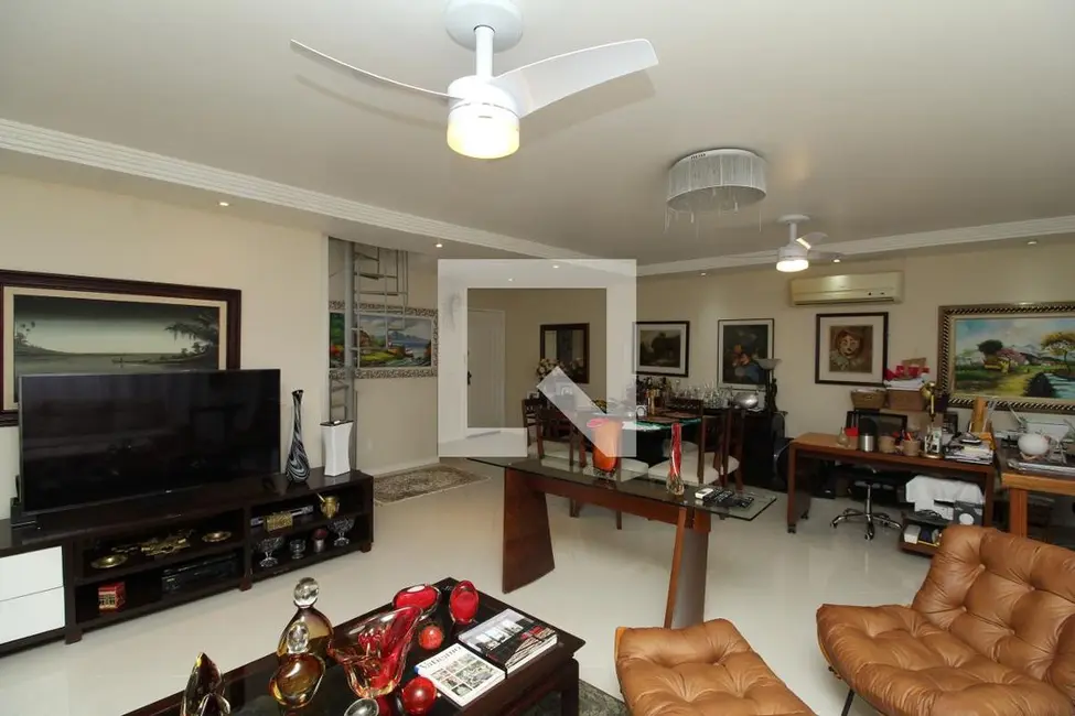 Foto 8 de Apartamento com 3 quartos à venda, 240m2 em Rio De Janeiro - RJ