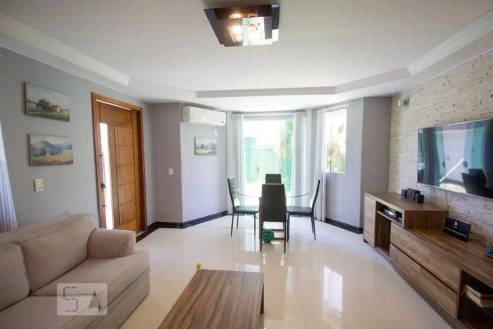 Casa de Condomínio com 3 quartos à venda, 250m2 em Rio De Janeiro - RJ - imagem 8 Foto 8 de Casa de Condomínio com 3 quartos à venda, 250m2 em Rio De Janeiro - RJ