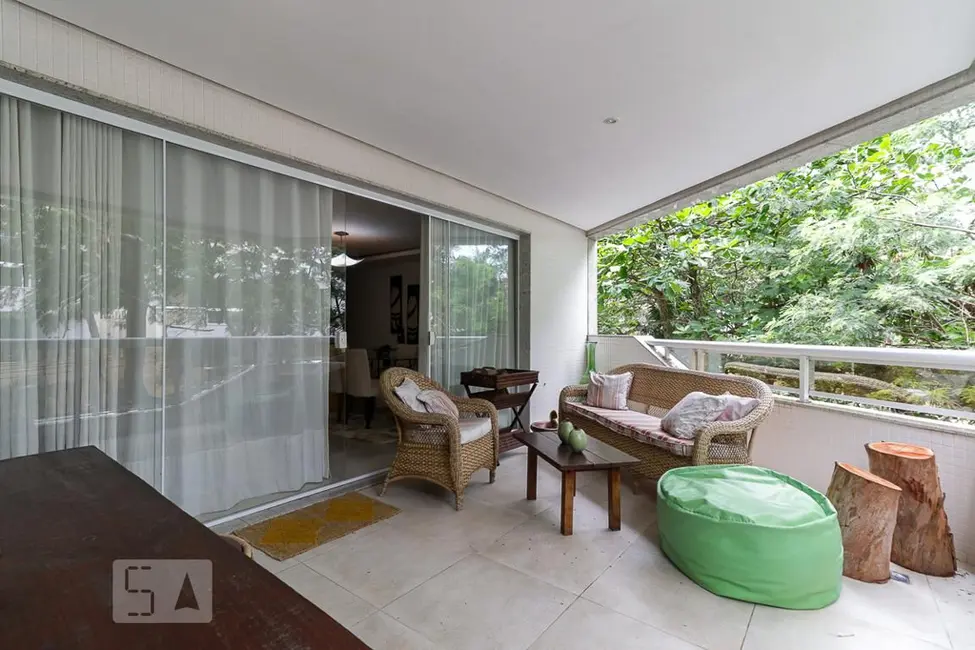 Apartamento com 3 quartos à venda, 185m2 em Rio De Janeiro - RJ - imagem 9 Foto 9 de Apartamento com 3 quartos à venda, 185m2 em Rio De Janeiro - RJ
