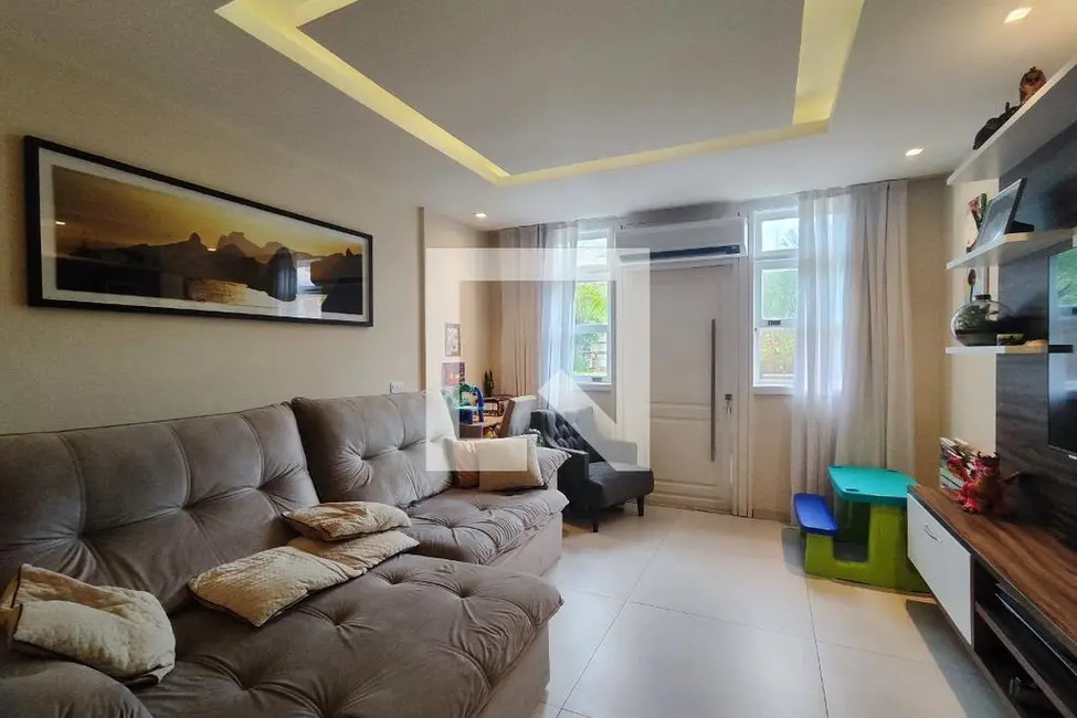 Foto 8 de Casa de Condomínio com 3 quartos à venda, 220m2 em Rio De Janeiro - RJ