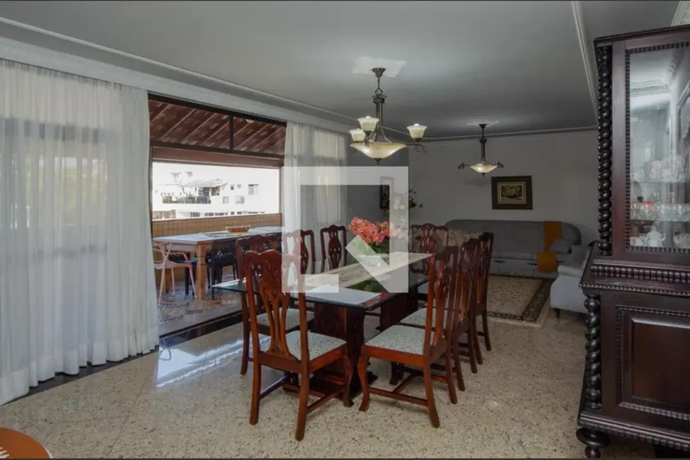 Apartamento com 4 quartos à venda, 261m2 em Rio De Janeiro - RJ - imagem 1 Foto 1 de Apartamento com 4 quartos à venda, 261m2 em Rio De Janeiro - RJ
