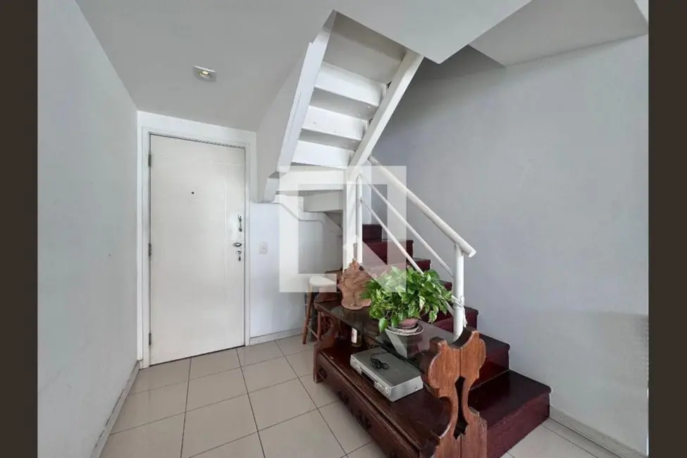 Apartamento com 3 quartos à venda, 171m2 em Rio De Janeiro - RJ - imagem 3 Foto 3 de Apartamento com 3 quartos à venda, 171m2 em Rio De Janeiro - RJ