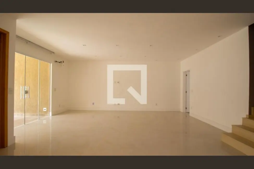Casa com 4 quartos à venda, 320m2 em Rio De Janeiro - RJ - imagem 7 Foto 7 de Casa com 4 quartos à venda, 320m2 em Rio De Janeiro - RJ
