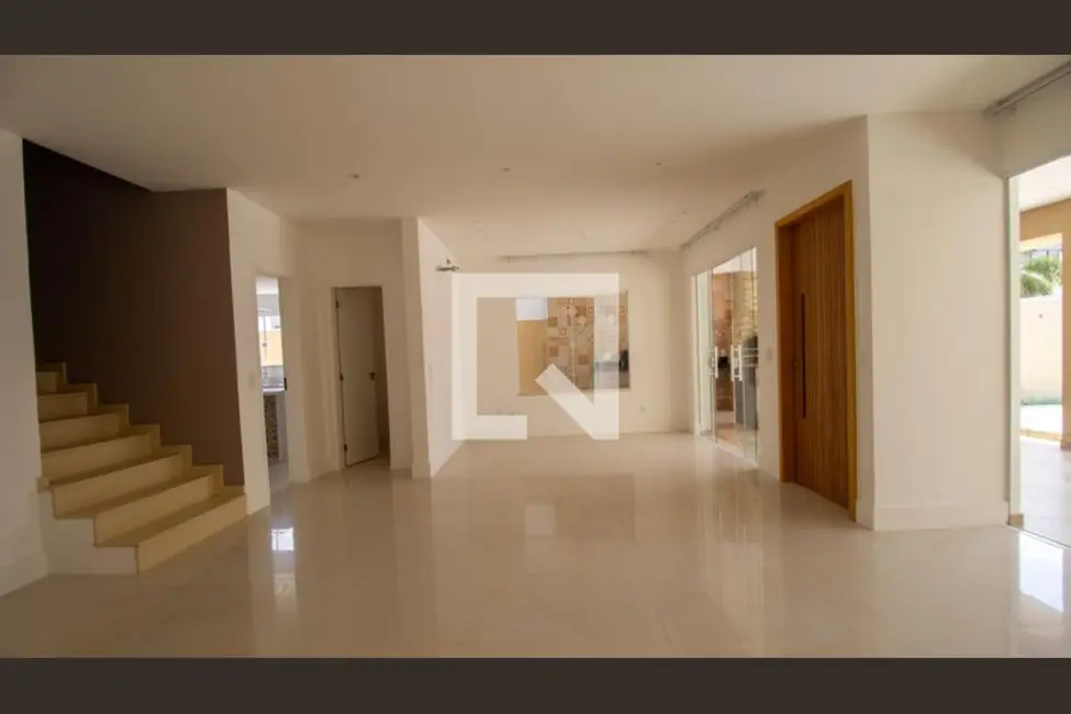 Casa com 4 quartos à venda, 320m2 em Rio De Janeiro - RJ - imagem 3 Foto 3 de Casa com 4 quartos à venda, 320m2 em Rio De Janeiro - RJ