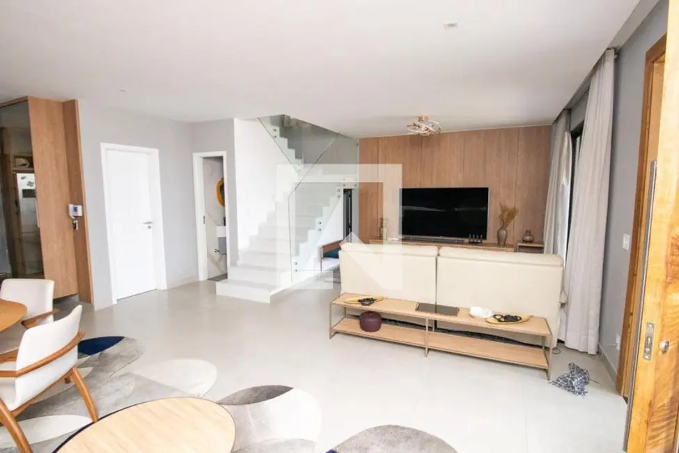 Casa de Condomínio com 4 quartos à venda, 300m2 em Rio De Janeiro - RJ - imagem 1 Foto 1 de Casa de Condomínio com 4 quartos à venda, 300m2 em Rio De Janeiro - RJ