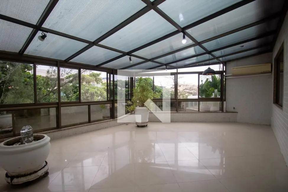 Apartamento com 4 quartos à venda, 323m2 em Rio De Janeiro - RJ - imagem 6 Foto 6 de Apartamento com 4 quartos à venda, 323m2 em Rio De Janeiro - RJ