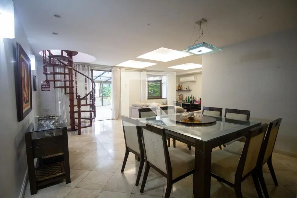 Apartamento com 4 quartos à venda, 323m2 em Rio De Janeiro - RJ - imagem 1 Foto 1 de Apartamento com 4 quartos à venda, 323m2 em Rio De Janeiro - RJ