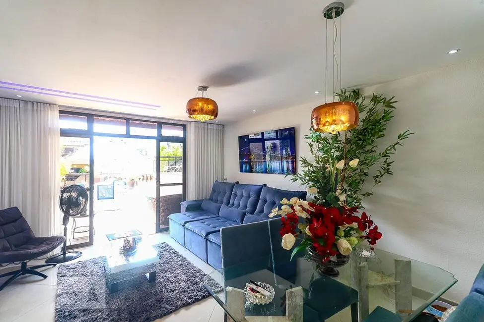 Apartamento com 2 quartos à venda, 220m2 em Rio De Janeiro - RJ - imagem 2 Foto 2 de Apartamento com 2 quartos à venda, 220m2 em Rio De Janeiro - RJ