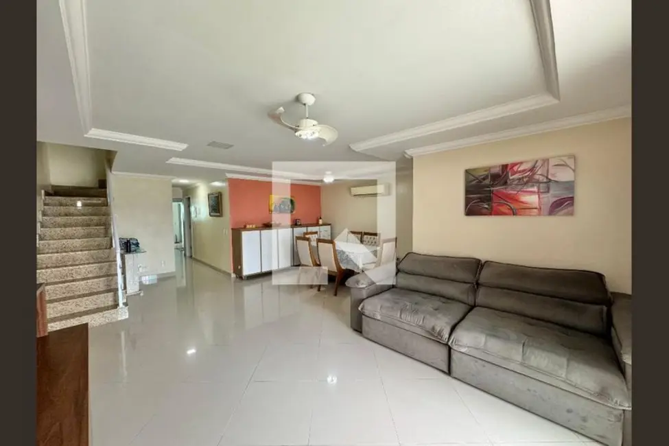 Foto 3 de Casa com 4 quartos à venda, 296m2 em Rio De Janeiro - RJ