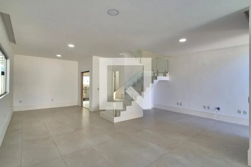 Foto 1 de Casa de Condomínio com 3 quartos à venda, 334m2 em Rio De Janeiro - RJ