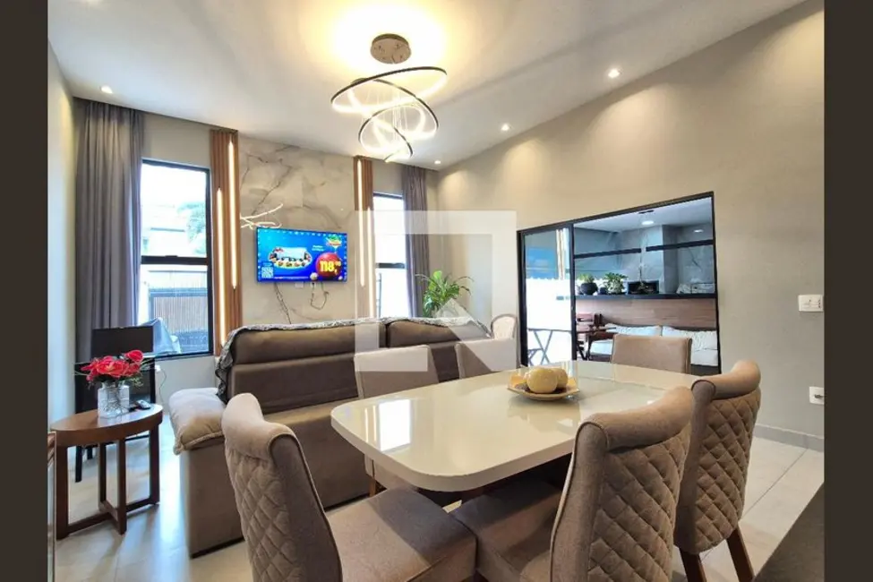 Casa de Condomínio com 3 quartos à venda, 220m2 em Rio De Janeiro - RJ - imagem 3 Foto 3 de Casa de Condomínio com 3 quartos à venda, 220m2 em Rio De Janeiro - RJ
