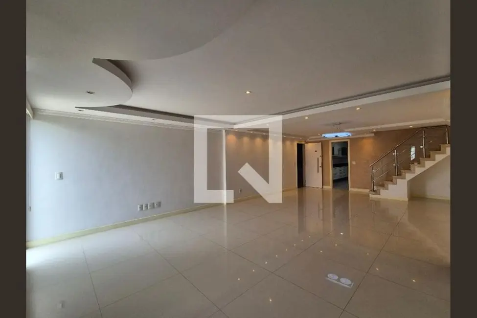 Apartamento com 5 quartos à venda, 400m2 em Rio De Janeiro - RJ - imagem 7 Foto 7 de Apartamento com 5 quartos à venda, 400m2 em Rio De Janeiro - RJ