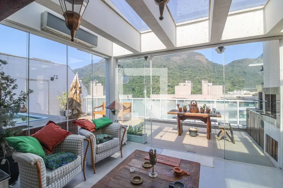 Foto 2 de Apartamento com 2 quartos à venda, 150m2 em Rio De Janeiro - RJ