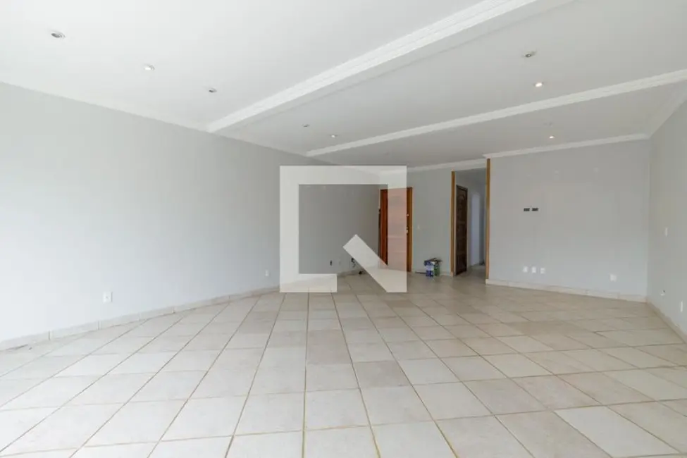 Apartamento com 3 quartos à venda, 220m2 em Rio De Janeiro - RJ - imagem 3 Foto 3 de Apartamento com 3 quartos à venda, 220m2 em Rio De Janeiro - RJ
