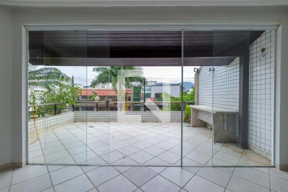 Apartamento com 3 quartos à venda, 220m2 em Rio De Janeiro - RJ - imagem 9 Foto 9 de Apartamento com 3 quartos à venda, 220m2 em Rio De Janeiro - RJ