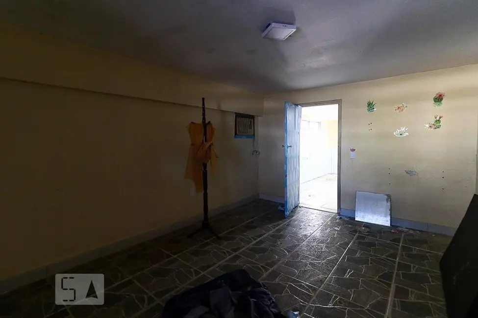 Casa com 4 quartos à venda, 200m2 em Rio De Janeiro - RJ - imagem 8 Foto 8 de Casa com 4 quartos à venda, 200m2 em Rio De Janeiro - RJ