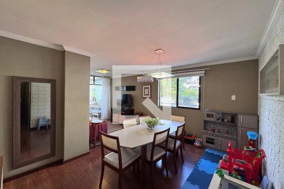 Apartamento com 3 quartos à venda, 112m2 em Rio De Janeiro - RJ - imagem 3 Foto 3 de Apartamento com 3 quartos à venda, 112m2 em Rio De Janeiro - RJ