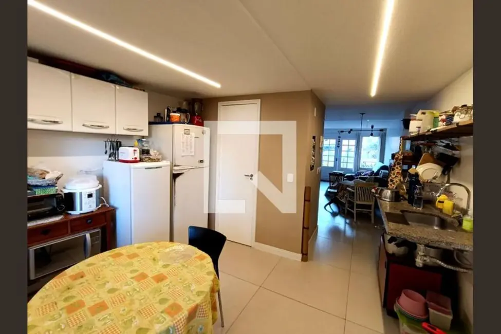 Casa com 4 quartos à venda, 141m2 em Rio De Janeiro - RJ - imagem 5 Foto 5 de Casa com 4 quartos à venda, 141m2 em Rio De Janeiro - RJ