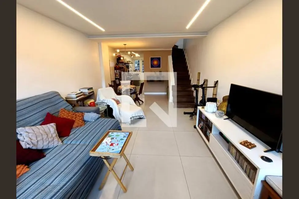 Casa com 4 quartos à venda, 141m2 em Rio De Janeiro - RJ - imagem 1 Foto 1 de Casa com 4 quartos à venda, 141m2 em Rio De Janeiro - RJ