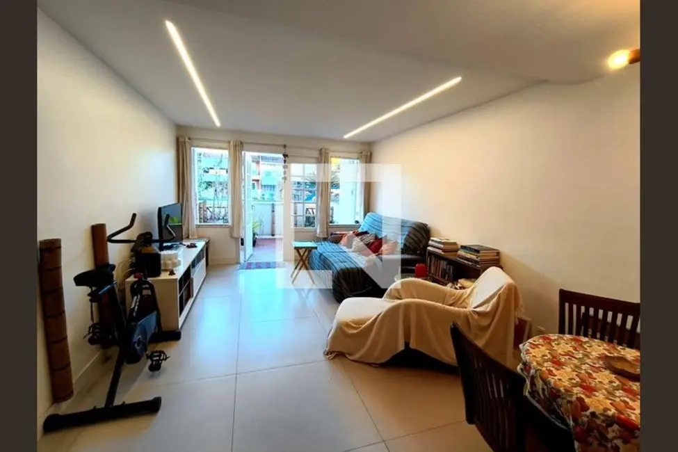 Casa com 4 quartos à venda, 141m2 em Rio De Janeiro - RJ - imagem 3 Foto 3 de Casa com 4 quartos à venda, 141m2 em Rio De Janeiro - RJ