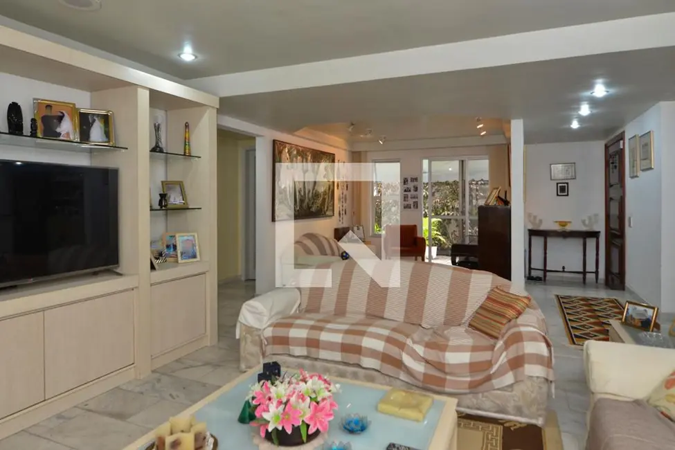 Foto 8 de Casa com 7 quartos à venda, 500m2 em Rio De Janeiro - RJ