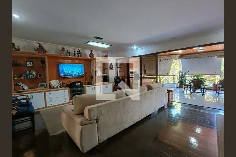 Foto 1 de Apartamento com 3 quartos à venda, 190m2 em Rio De Janeiro - RJ
