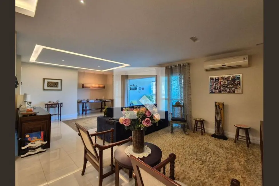 Foto 7 de Apartamento com 3 quartos à venda, 190m2 em Rio De Janeiro - RJ