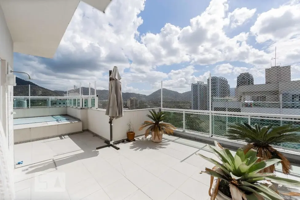 Apartamento com 3 quartos à venda, 55m2 em Rio De Janeiro - RJ - imagem 3 Foto 3 de Apartamento com 3 quartos à venda, 55m2 em Rio De Janeiro - RJ