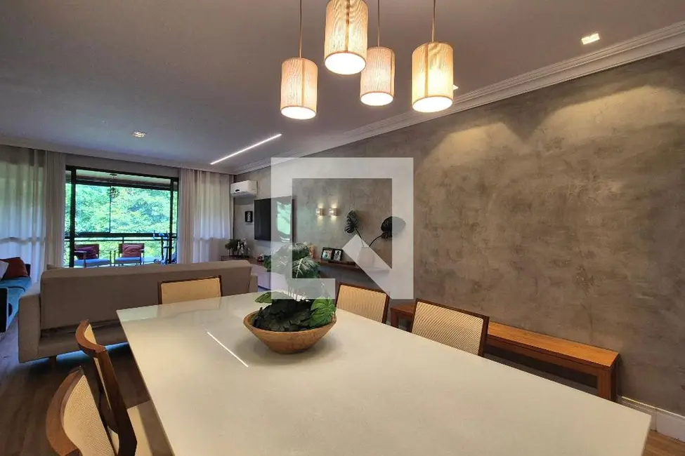 Apartamento com 3 quartos à venda, 133m2 em Rio De Janeiro - RJ - imagem 2 Foto 2 de Apartamento com 3 quartos à venda, 133m2 em Rio De Janeiro - RJ