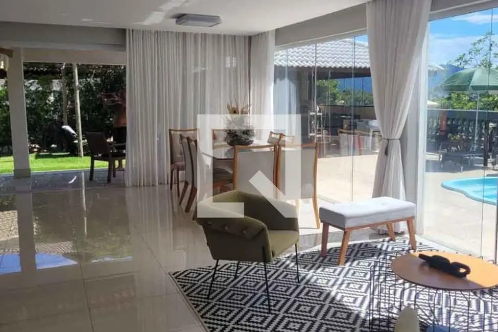 Casa com 4 quartos à venda, 290m2 em Rio De Janeiro - RJ - imagem 4 Foto 4 de Casa com 4 quartos à venda, 290m2 em Rio De Janeiro - RJ