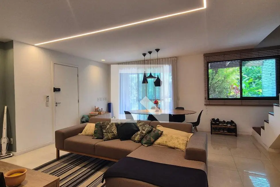 Apartamento com 3 quartos à venda, 191m2 em Rio De Janeiro - RJ - imagem 4 Foto 4 de Apartamento com 3 quartos à venda, 191m2 em Rio De Janeiro - RJ
