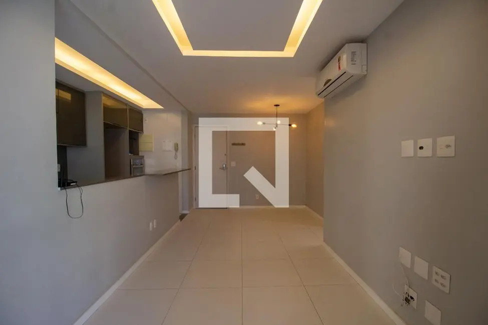 Foto 4 de Apartamento com 2 quartos à venda, 70m2 em Rio De Janeiro - RJ