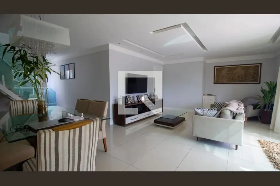 Apartamento com 3 quartos à venda, 355m2 em Rio De Janeiro - RJ - imagem 1 Foto 1 de Apartamento com 3 quartos à venda, 355m2 em Rio De Janeiro - RJ