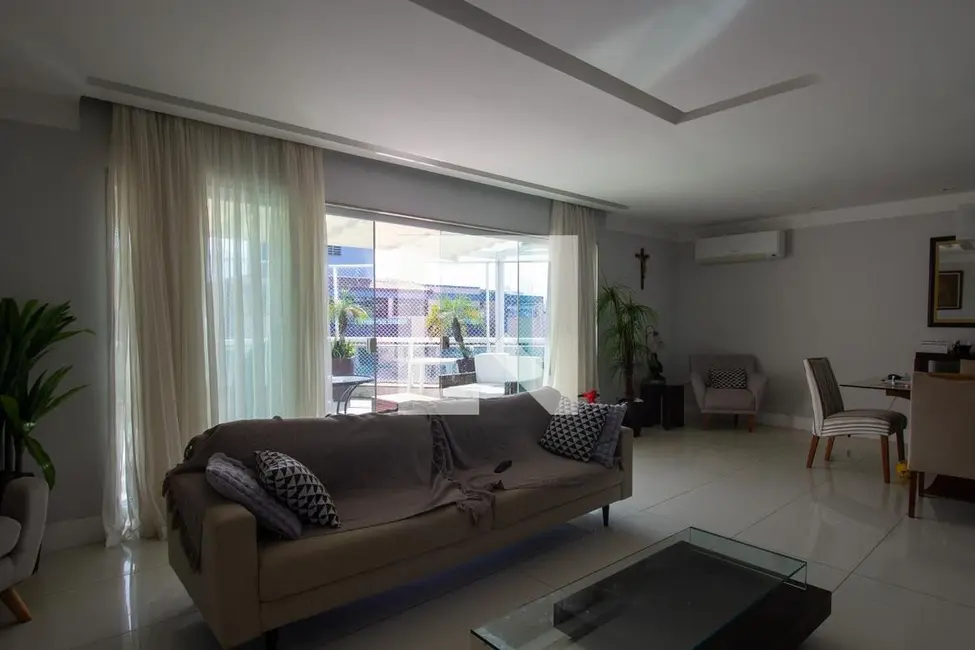 Apartamento com 3 quartos à venda, 355m2 em Rio De Janeiro - RJ - imagem 4 Foto 4 de Apartamento com 3 quartos à venda, 355m2 em Rio De Janeiro - RJ