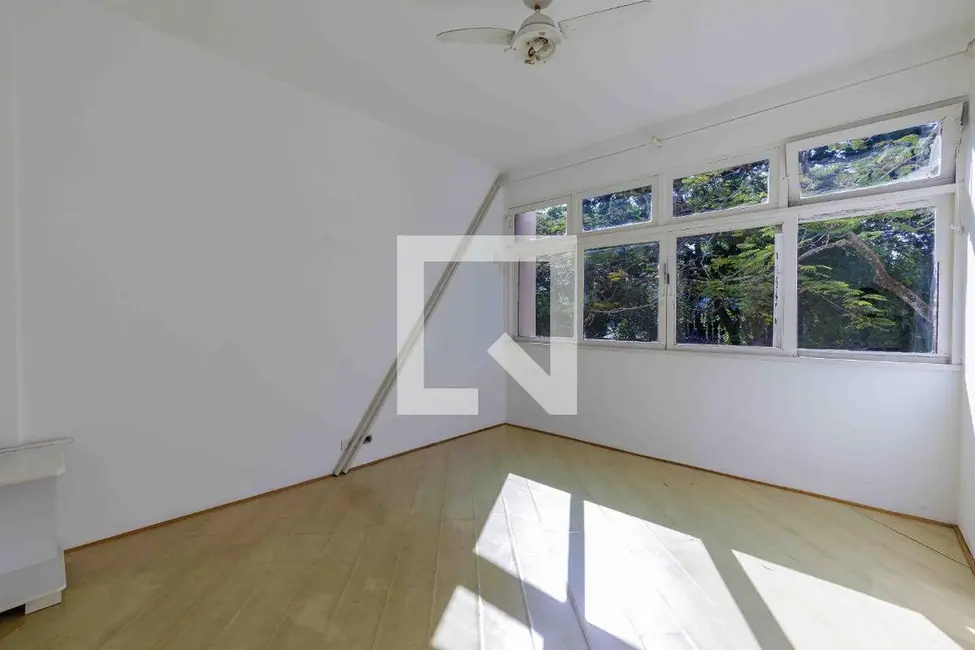 Foto 2 de Kitnet com 1 quarto à venda, 45m2 em Barra da Tijuca, Rio De Janeiro - RJ